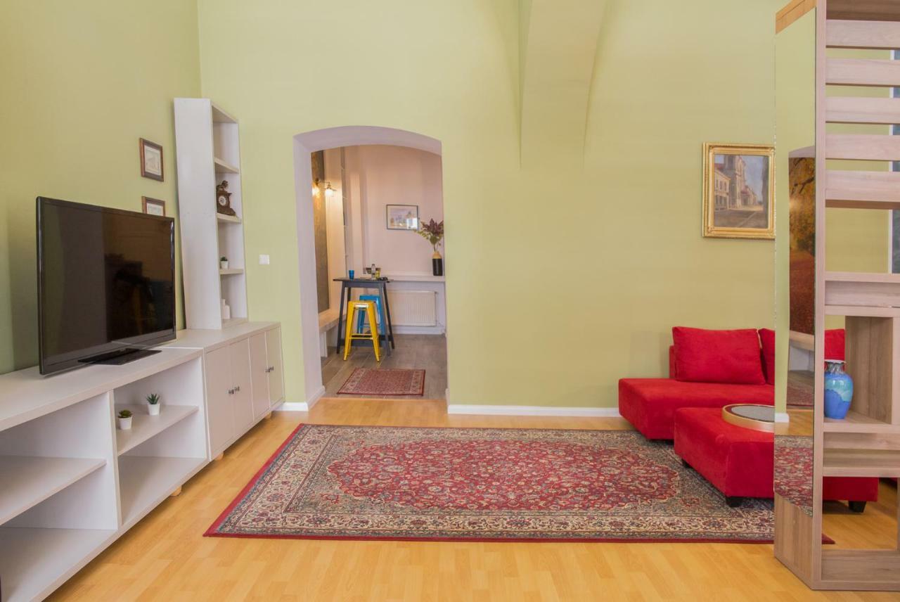 City Light Apartment Timisoara Bagian luar foto