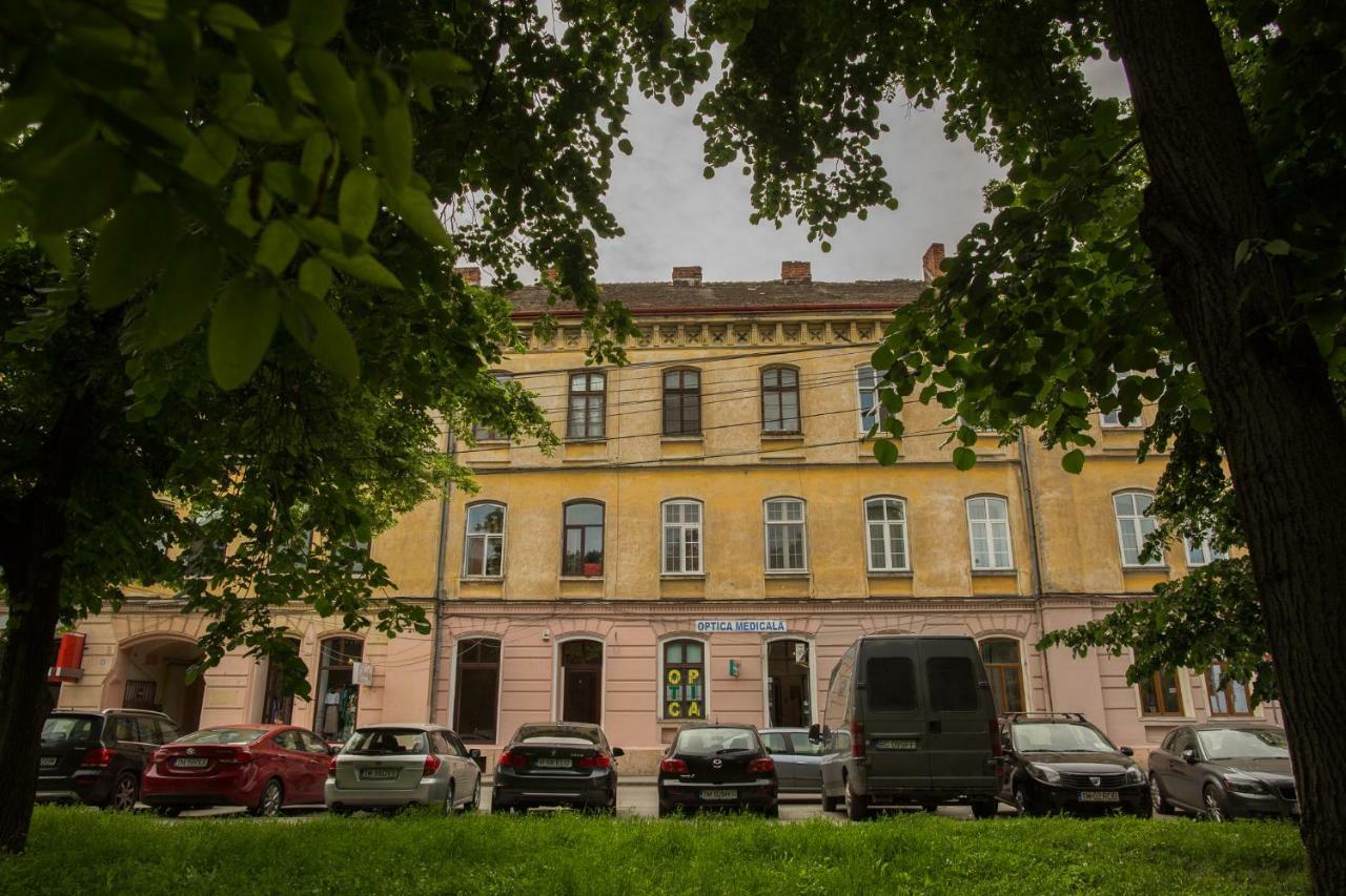 City Light Apartment Timisoara Bagian luar foto