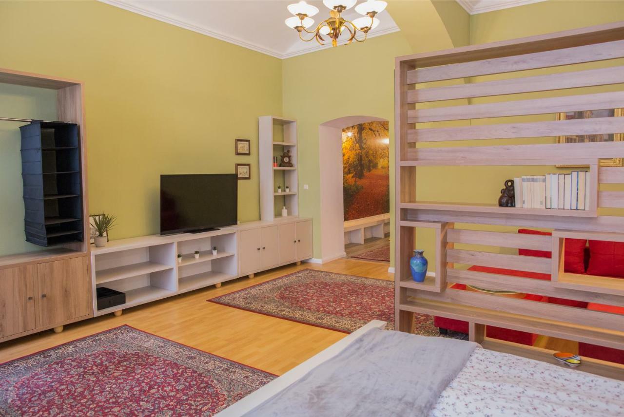 City Light Apartment Timisoara Bagian luar foto